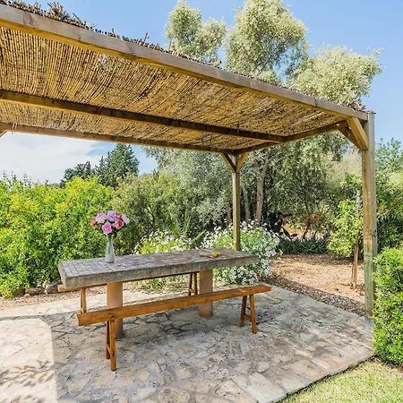 Rustic Country Retreat For 4 * Pollenca